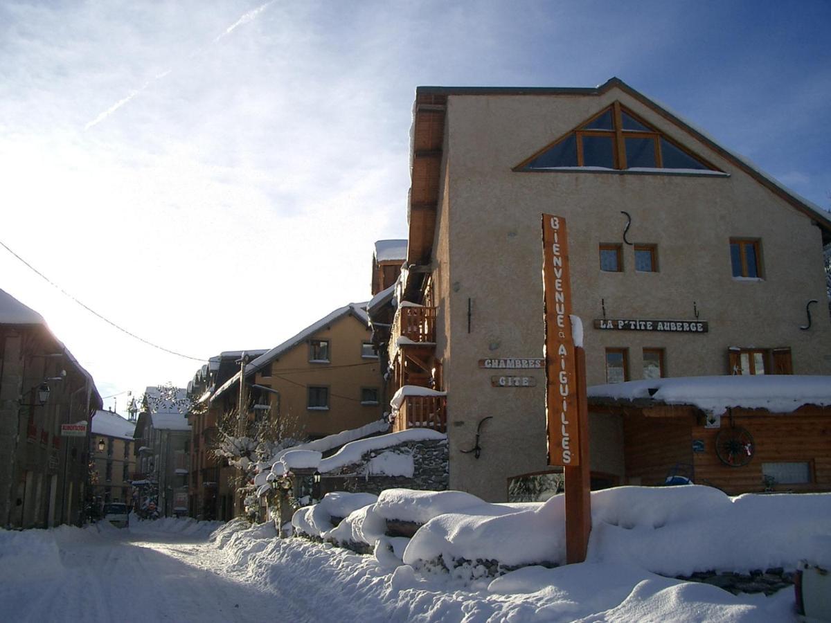 La Ptite Auberge Aiguilles Buitenkant foto